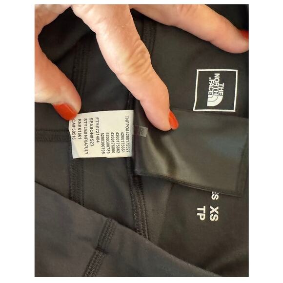The North Face FlashDry-XD Women’s XS High-Rise Leggings with Pockets - Picture 2 of 16